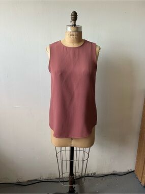 Theory Sleeveless Crewneck Blouse in Mauve